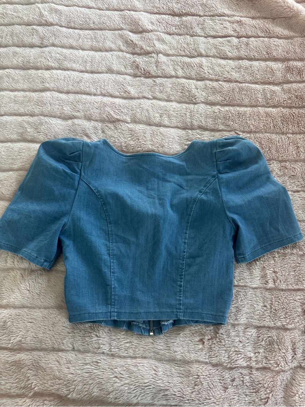 Denim Zip-Front Puff Sleeve Crop Top - Picture 2 of 2